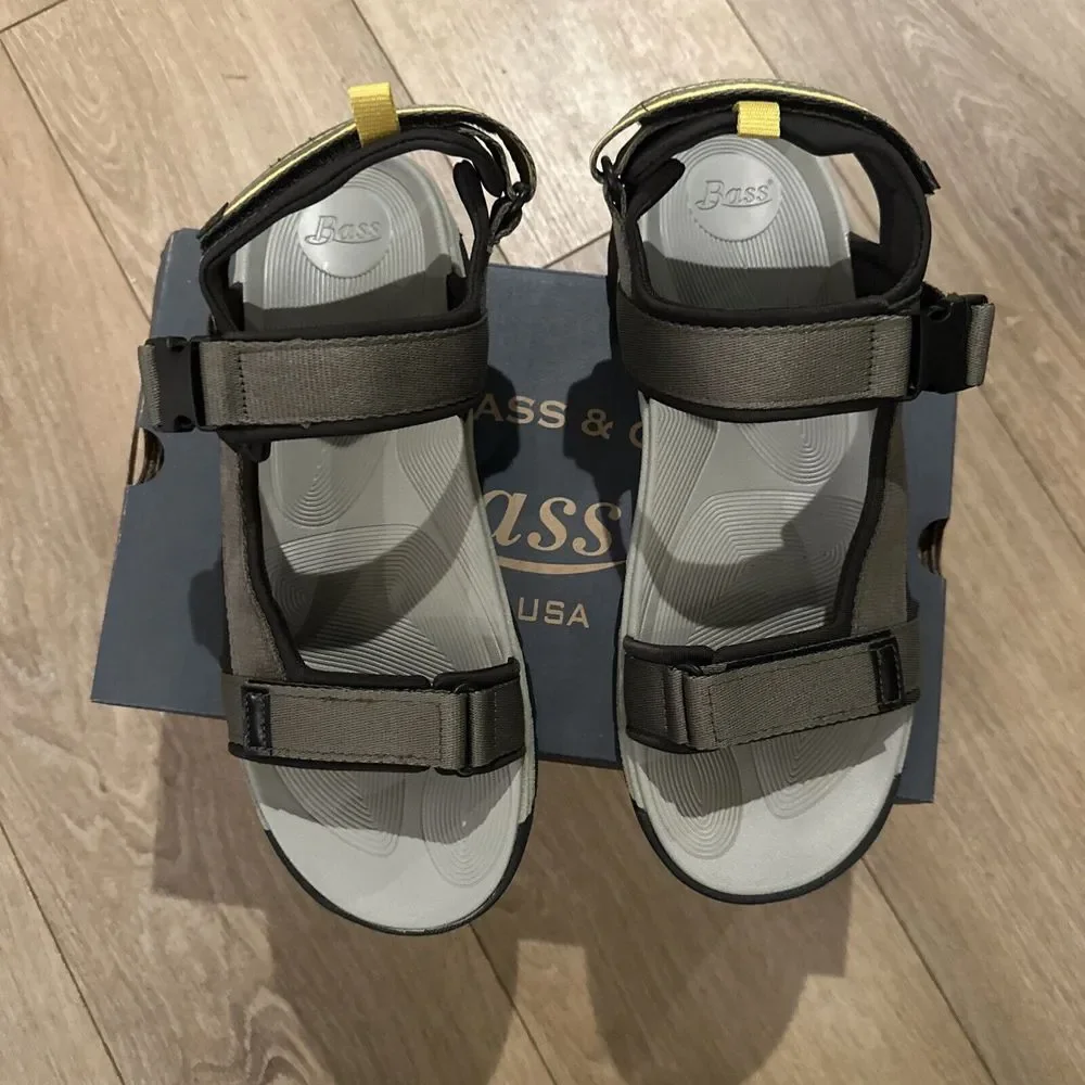 Bass Men's Trek Sporty Outdoor Beach Sandal Shoe Moss Size‎ 9M NEW